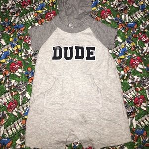 6 month Carter’s onesie